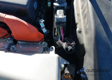 2014 Toyota Avalon Hybrid Limited from USA, damaged, VIN 4T1BD1EB4EU027128